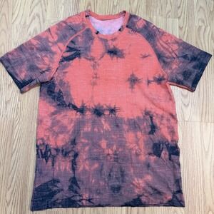 Lululemon Metal Vent Tech T 2.0 Size M Short Sleeve Shirt